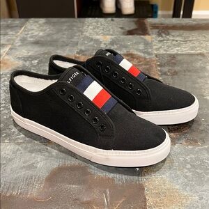 NWT Tommy Hilfiger | Anni Women's Slip-On Sneakers